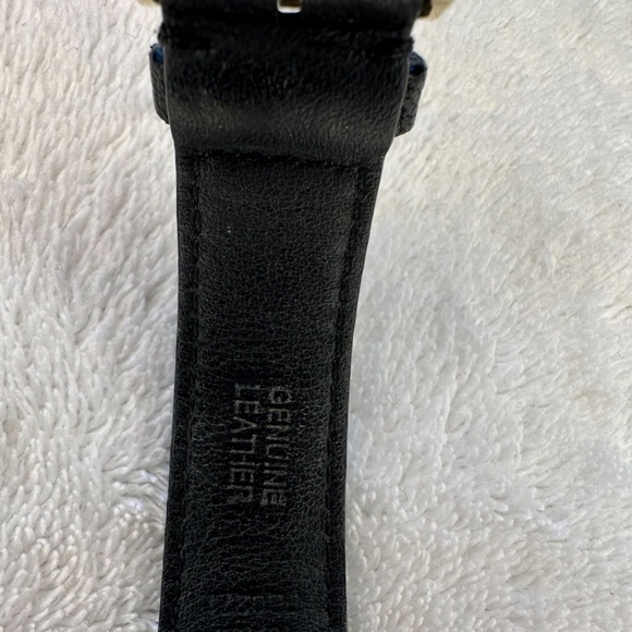 G-TIMELESS WATCH, 36MM - Picture 8 of 11